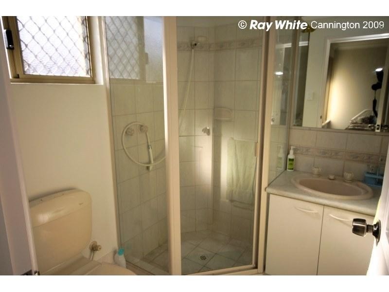 4/67 Mallard Way, Cannington WA 6107