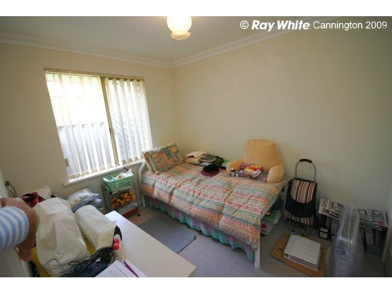 4/67 Mallard Way, Cannington WA 6107