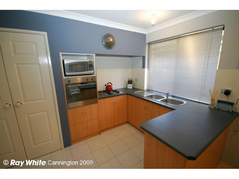 1/6 Bridal Crescent, Kenwick WA 6107