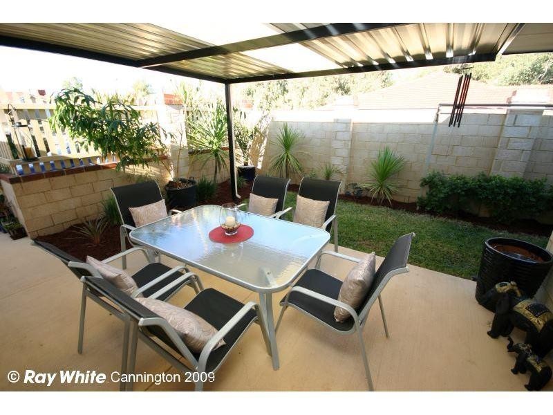 1/6 Bridal Crescent, Kenwick WA 6107