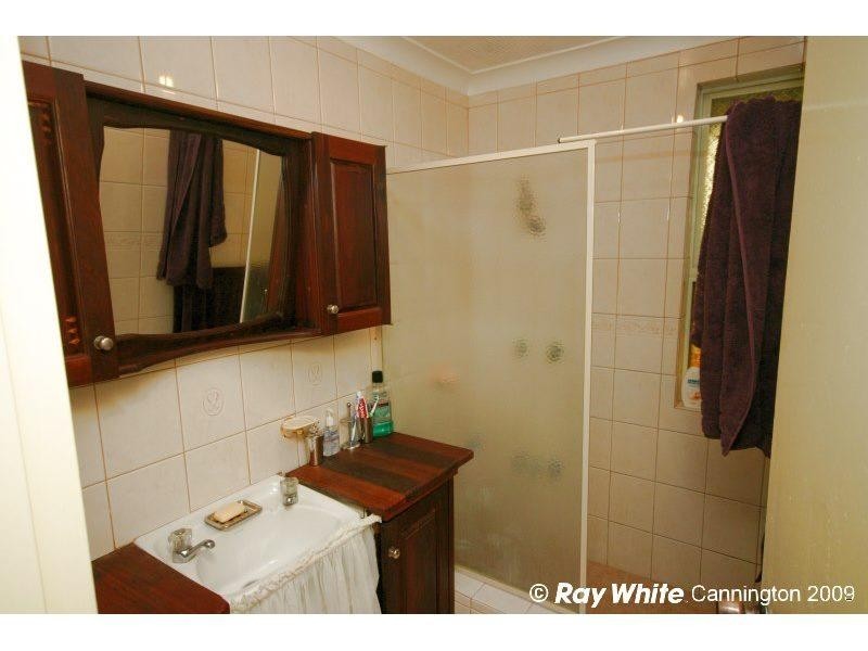 46 Gaskin Road, Kenwick WA 6107