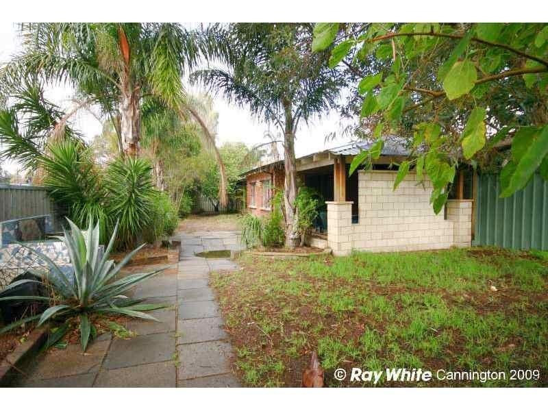 46 Gaskin Road, Kenwick WA 6107