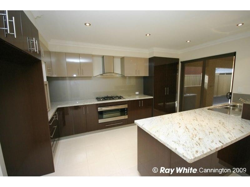 3 Tulip Way, East Cannington WA 6107