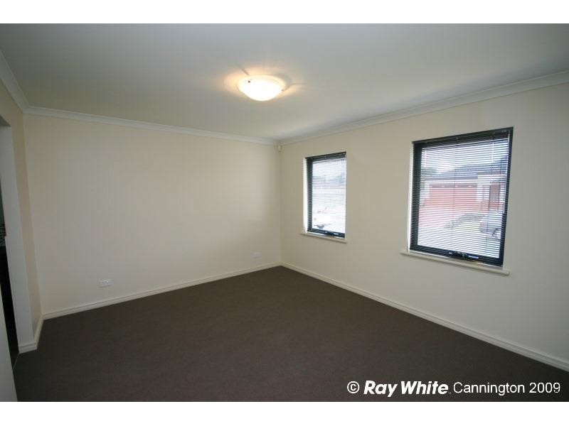 3 Tulip Way, East Cannington WA 6107