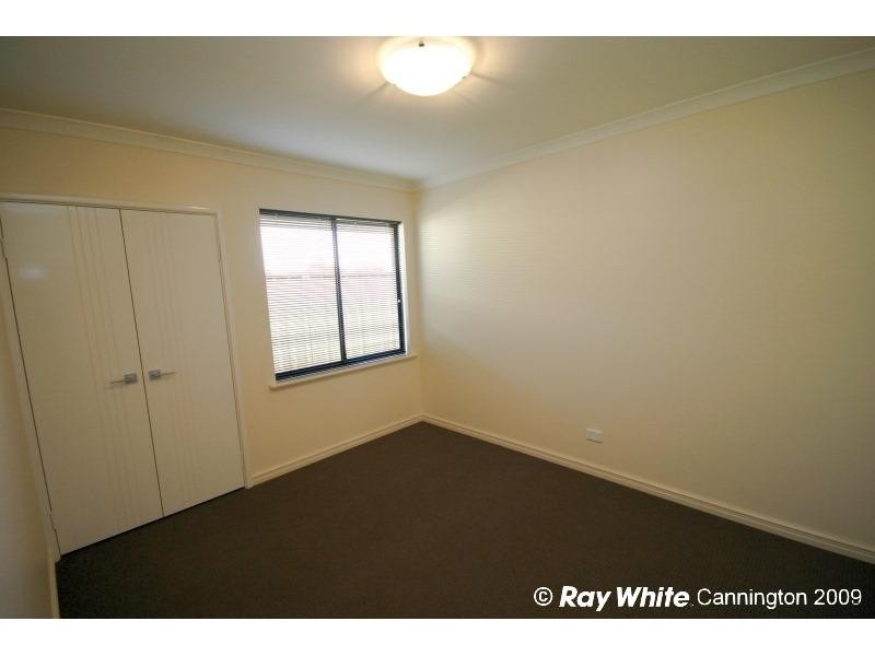 3 Tulip Way, East Cannington WA 6107