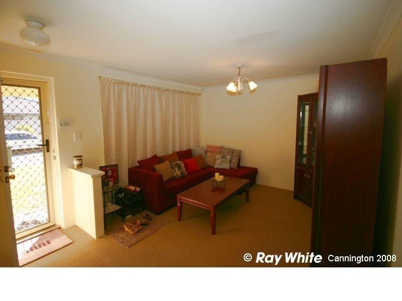 1 Salesian Court, Queens Park WA 6107