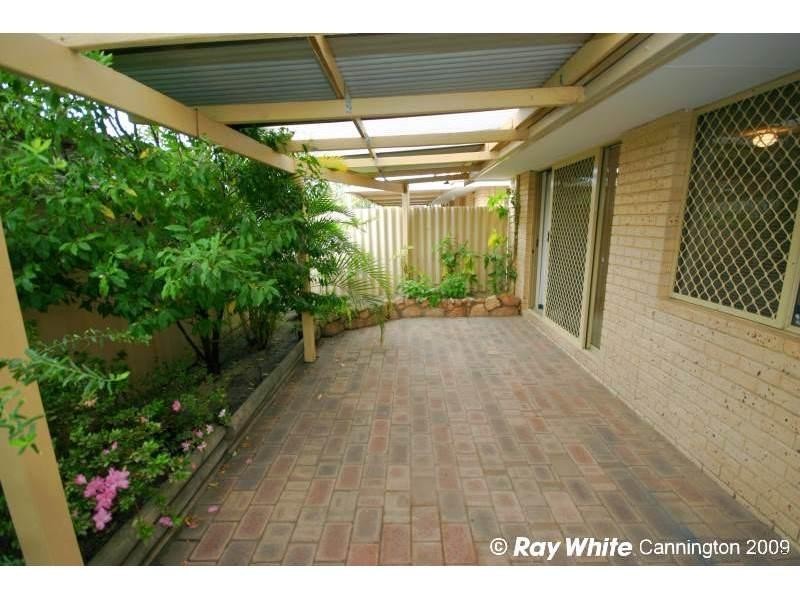 1/133 Kooyong Road, Rivervale WA 6103