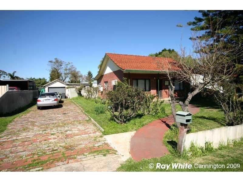 64 Jubilee Street, Beckenham WA 6107