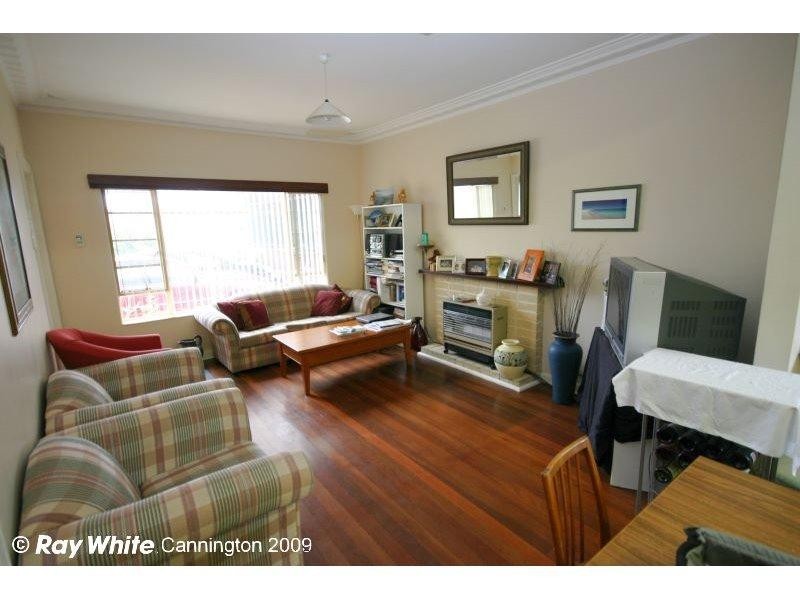 1/144 Gibbs Street, East Cannington WA 6107