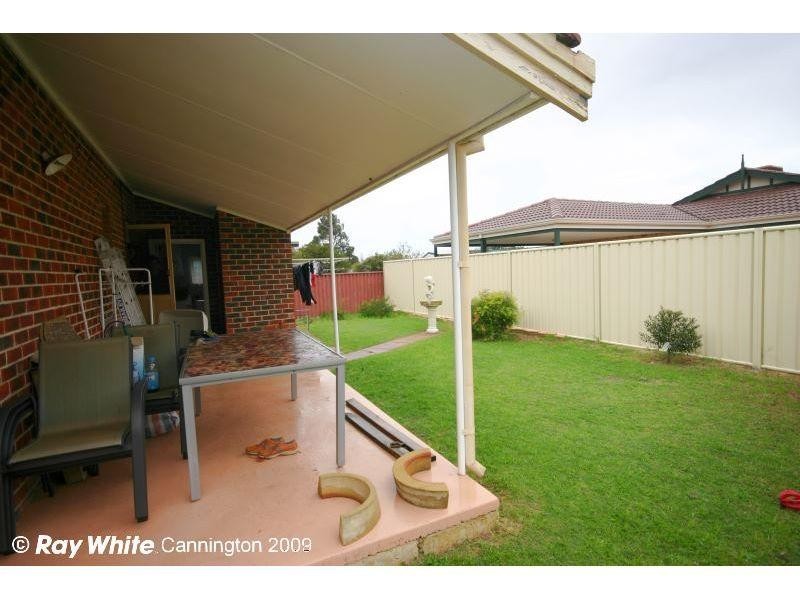 1/144 Gibbs Street, East Cannington WA 6107