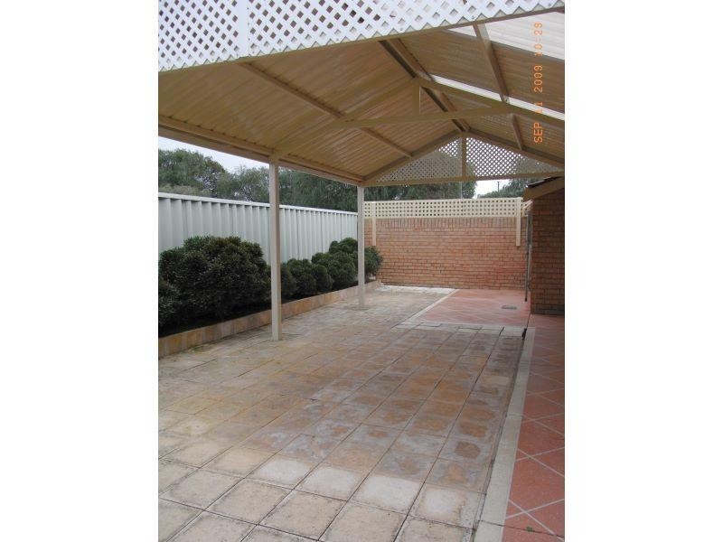 1/14 Bedford Street, Bentley WA 6102