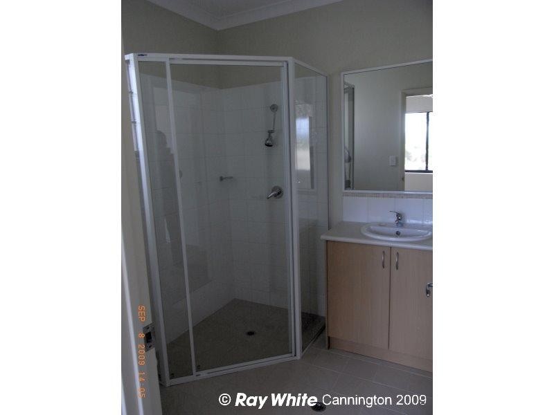 10/ 17 Southdown Place, Thornlie WA 6108