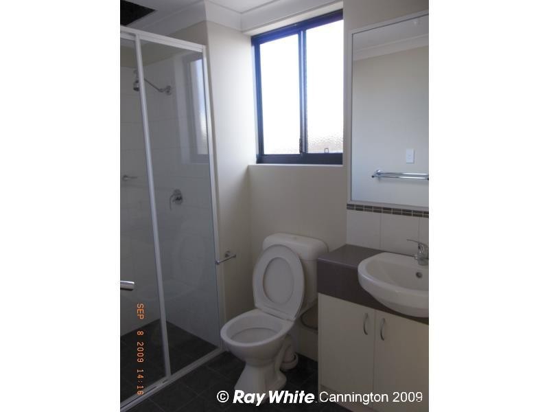 10/ 17 Southdown Place, Thornlie WA 6108