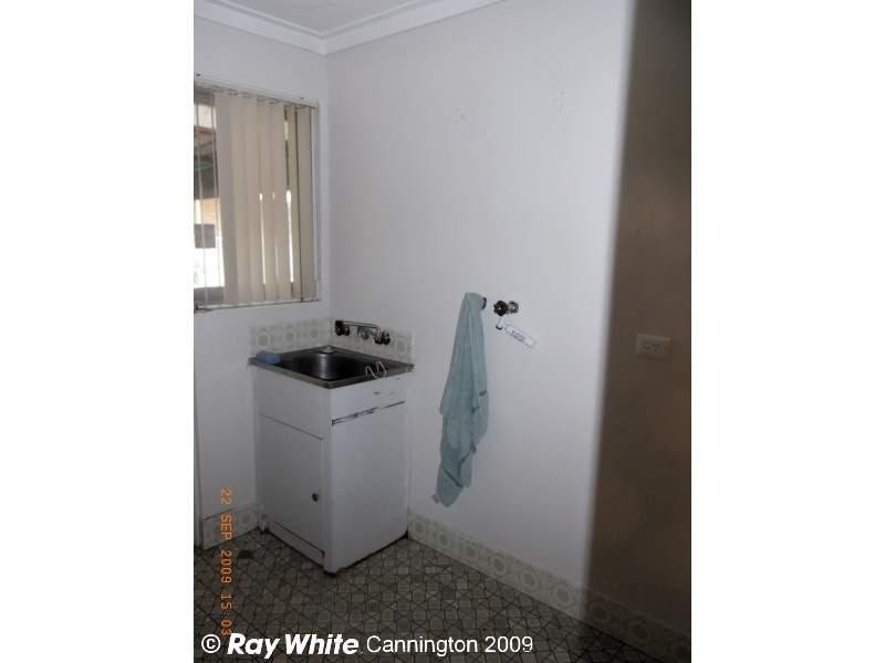 5 Glamorgan Street, East Cannington WA 6107