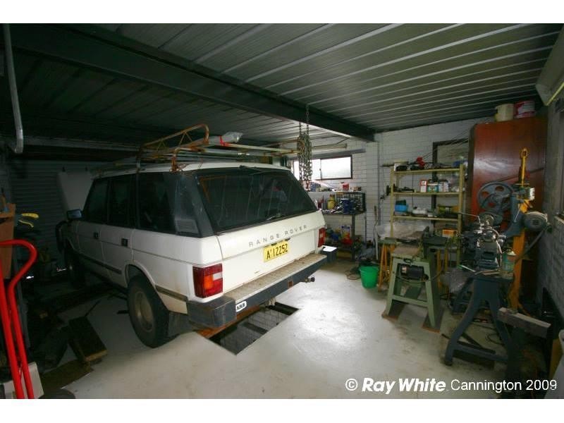 30 Menzies Place, Thornlie WA 6108