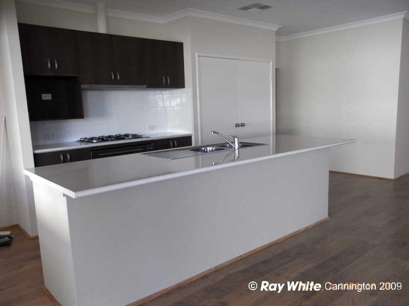 39 Fitzroy Street, Queens Park WA 6107