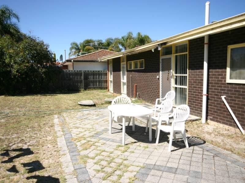 22 Fleetwood Road, Lynwood WA 6147