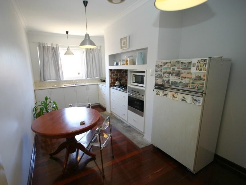 193 Treasure Road, Queens Park WA 6107