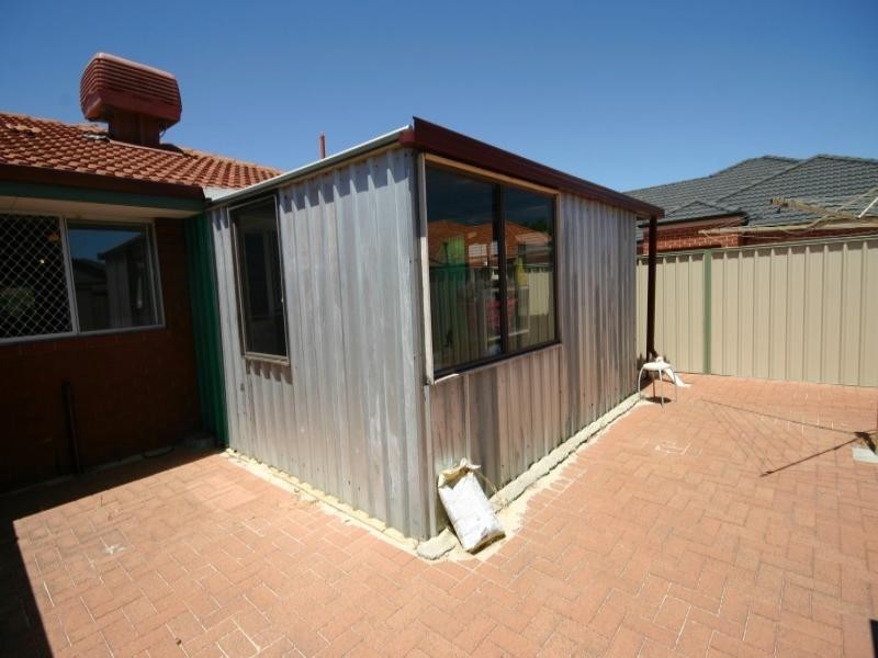 124A Thomas Street, Queens Park WA 6107