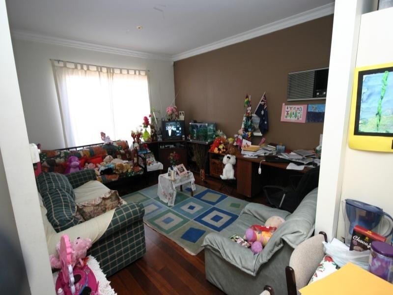 281 George Street, Queens Park WA 6107