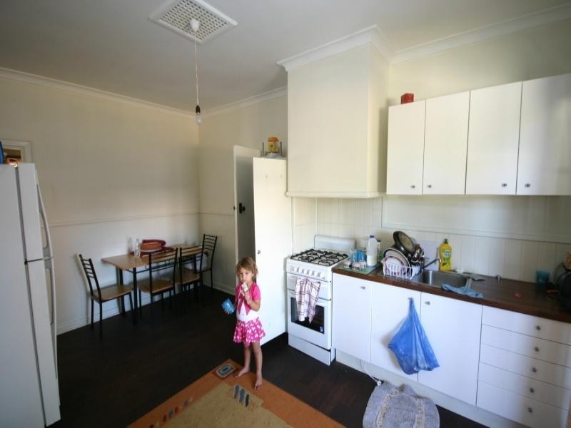 281 George Street, Queens Park WA 6107