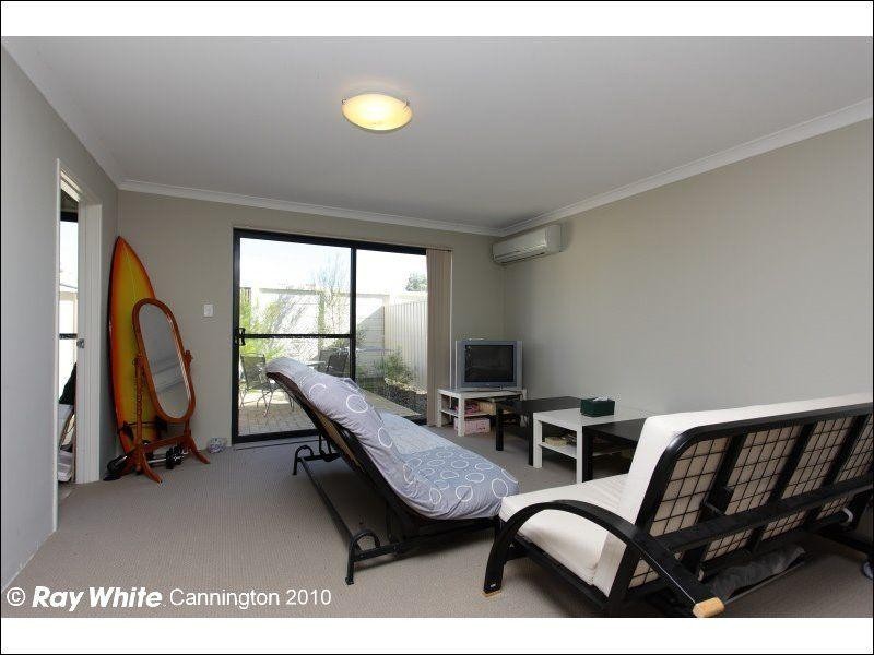 10/11 Choseley Place, Langford WA 6147