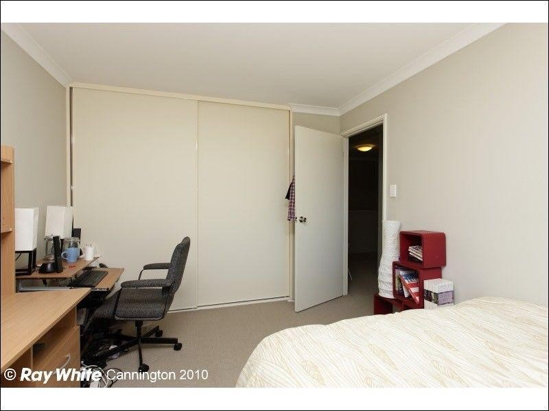 10/11 Choseley Place, Langford WA 6147