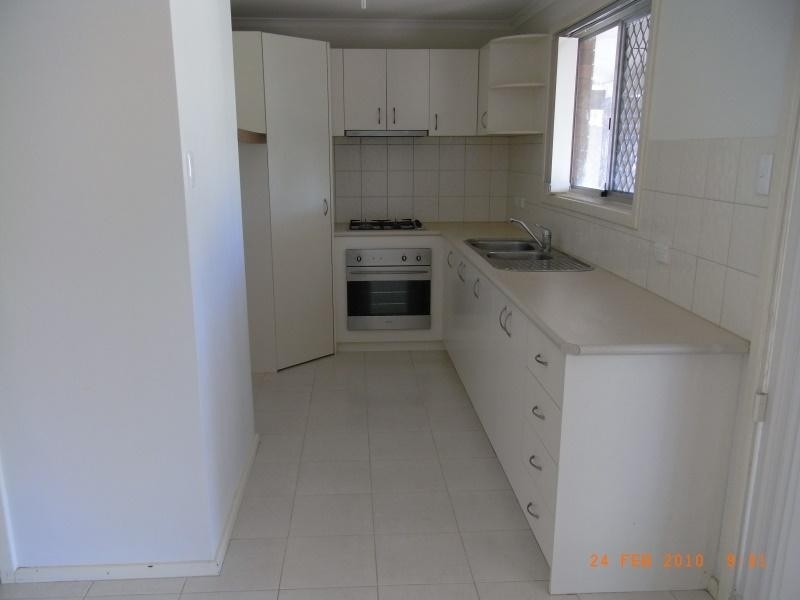 16 Wandarra Place, Karawara WA 6152