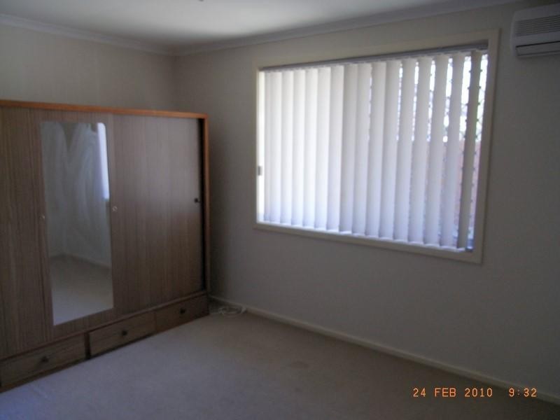16 Wandarra Place, Karawara WA 6152