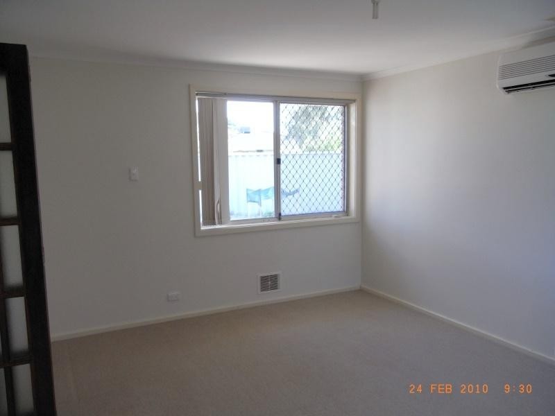 16 Wandarra Place, Karawara WA 6152