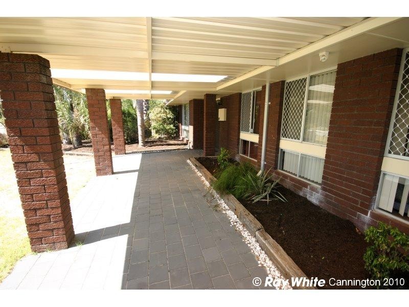 86 Partridge Way, Thornlie WA 6108