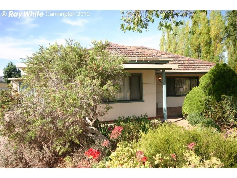 20 James Street, Cannington WA 6107