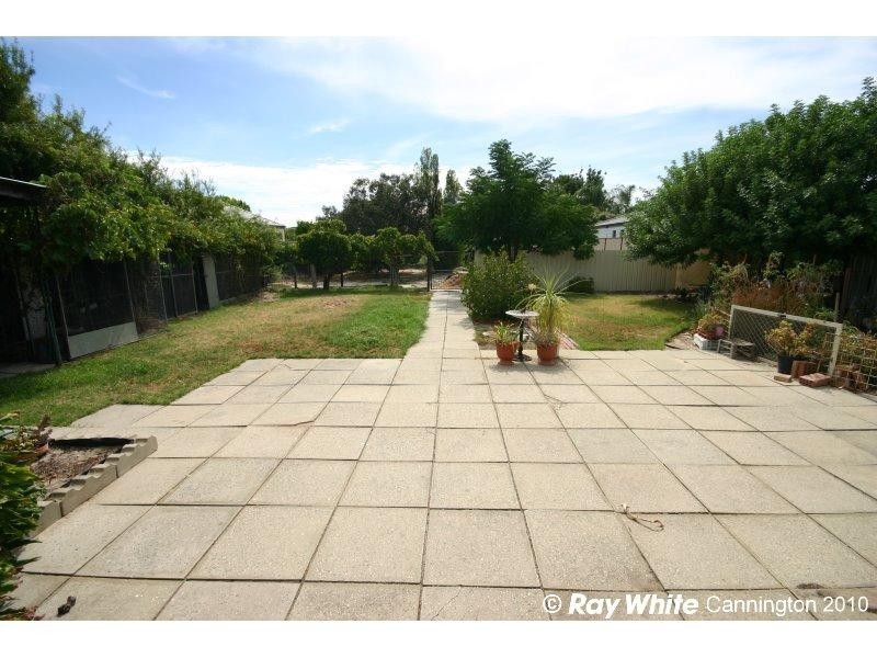 20 James Street, Cannington WA 6107