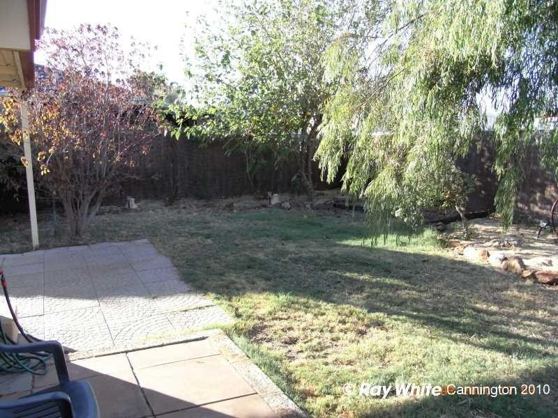 11 Greygum Rise, Kenwick WA 6107