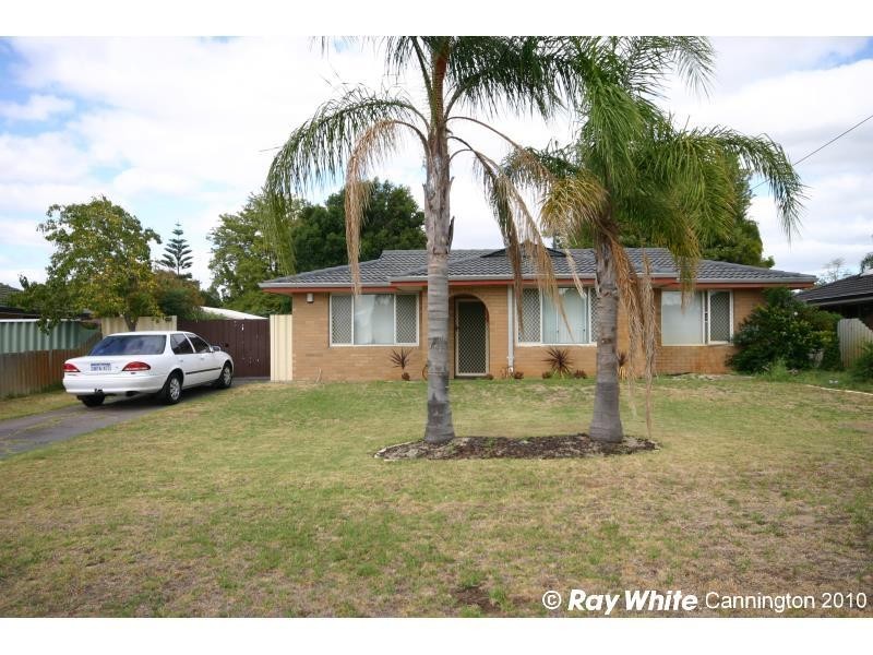 66 Lunar Way, Beckenham WA 6107