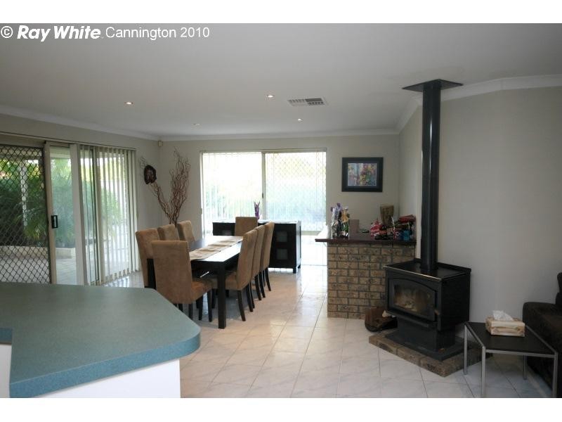 25 Campbell Street, East Cannington WA 6107