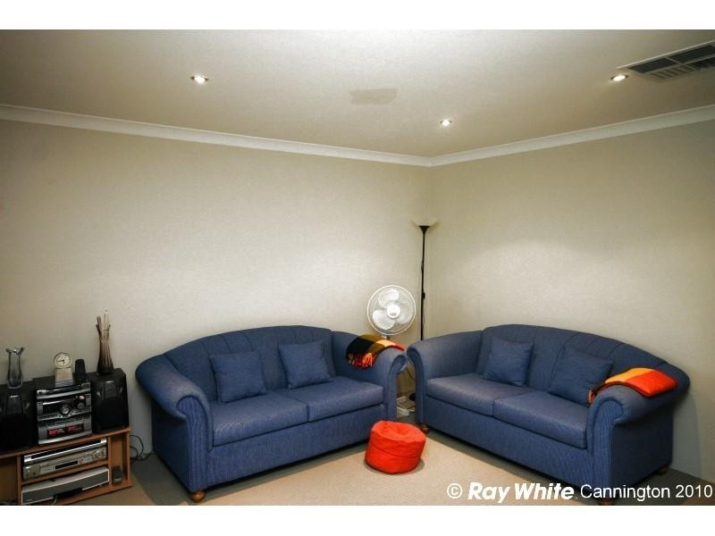 25 Campbell Street, East Cannington WA 6107