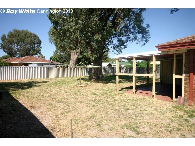 98 Girraween Street, Armadale WA 6112