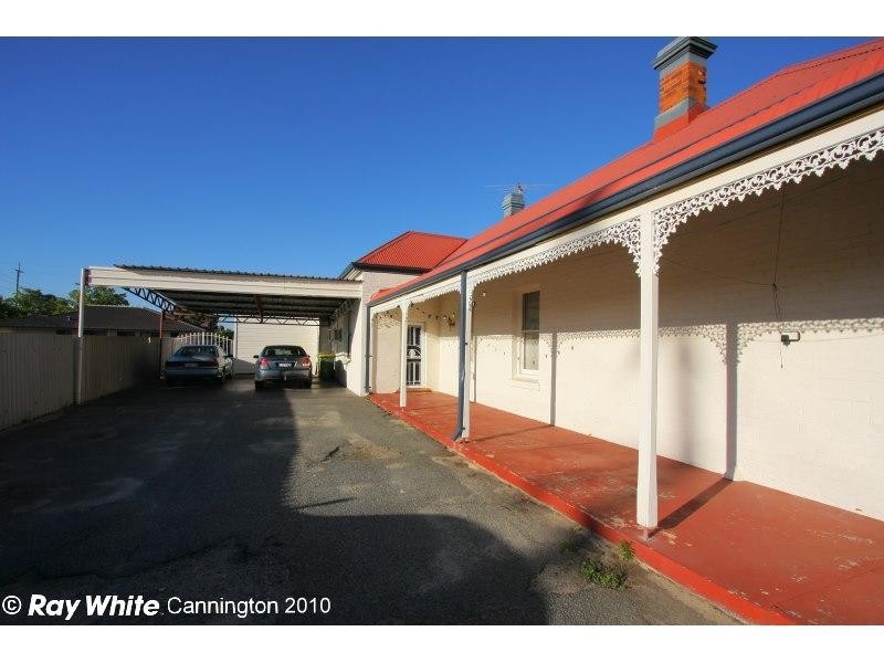 296 Railway Parade, East Cannington WA 6107