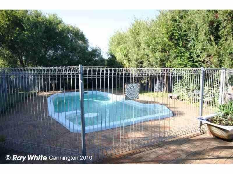 273 Welshpool Road, Queens Park WA 6107