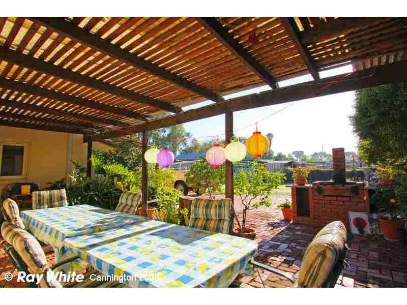 44 Camberwell Street, Beckenham WA 6107