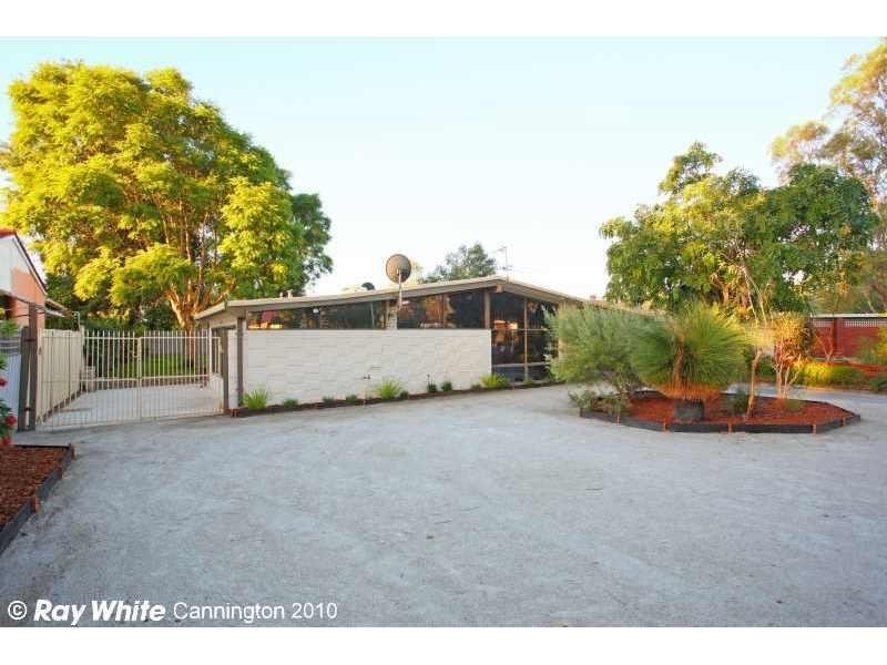 12 Mills Road West, Martin WA 6110