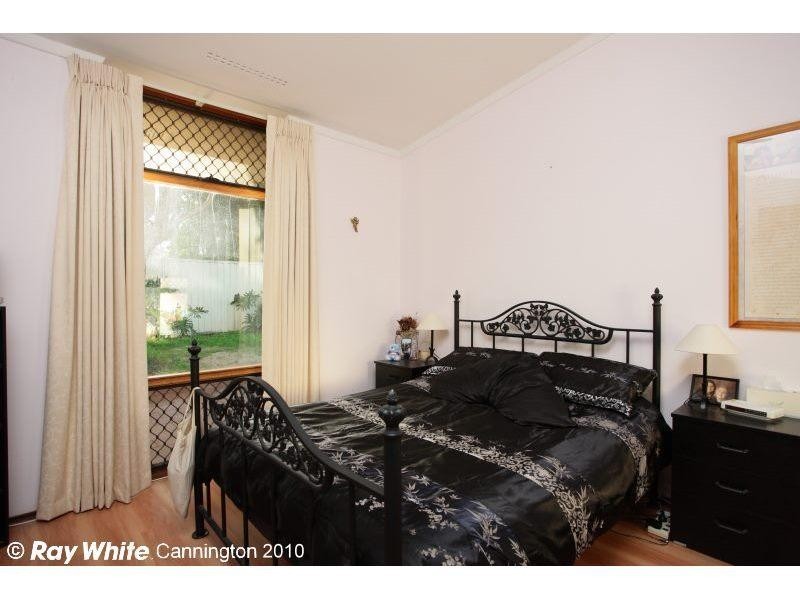 12 Mills Road West, Martin WA 6110