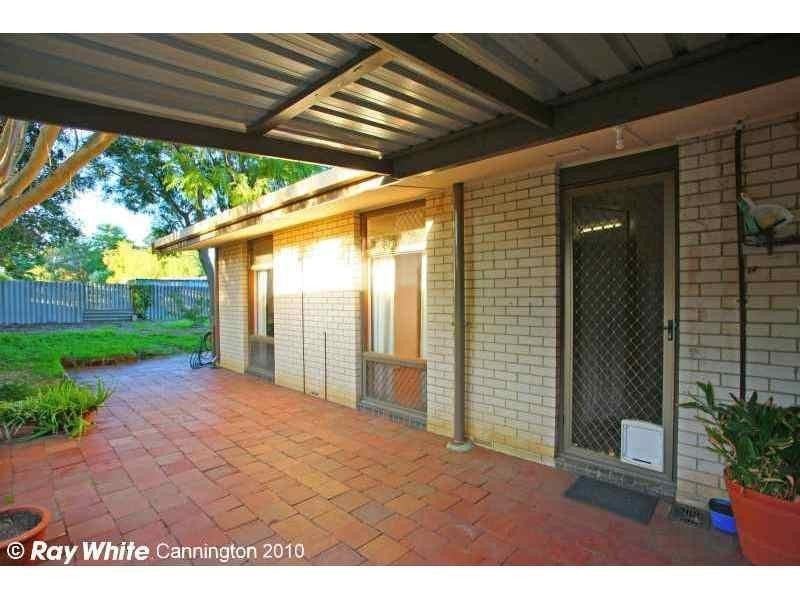 12 Mills Road West, Martin WA 6110