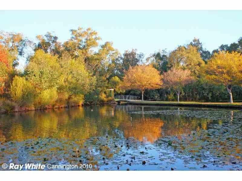 12 Mills Road West, Martin WA 6110