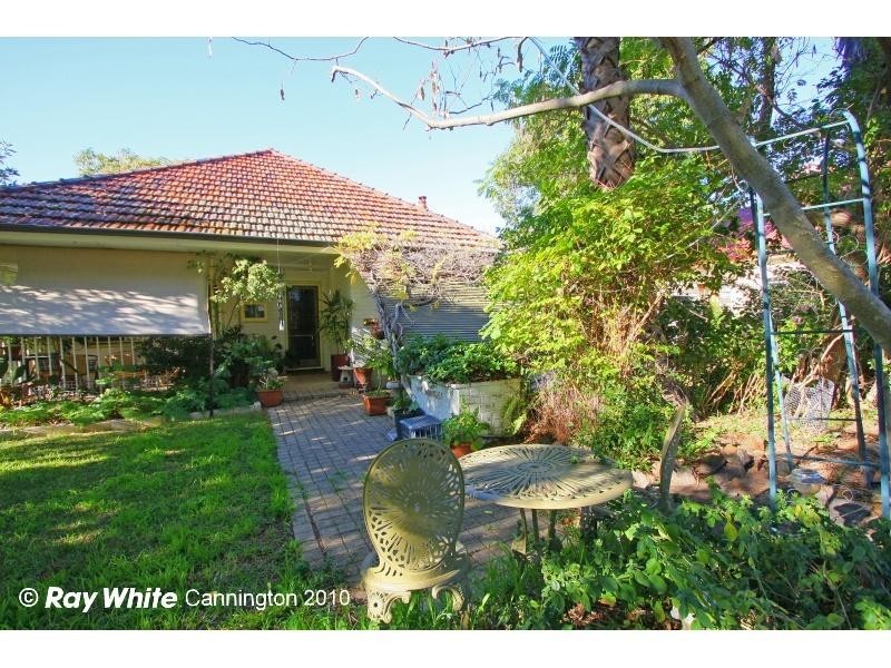 94 Lacey Street, Beckenham WA 6107