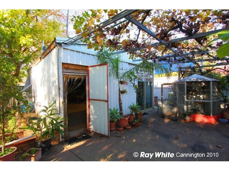 94 Lacey Street, Beckenham WA 6107