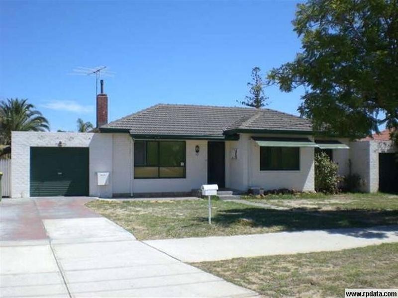 13 Wavel Avenue, Riverton WA 6148