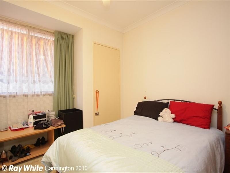 36 Mallard Way, Cannington WA 6107