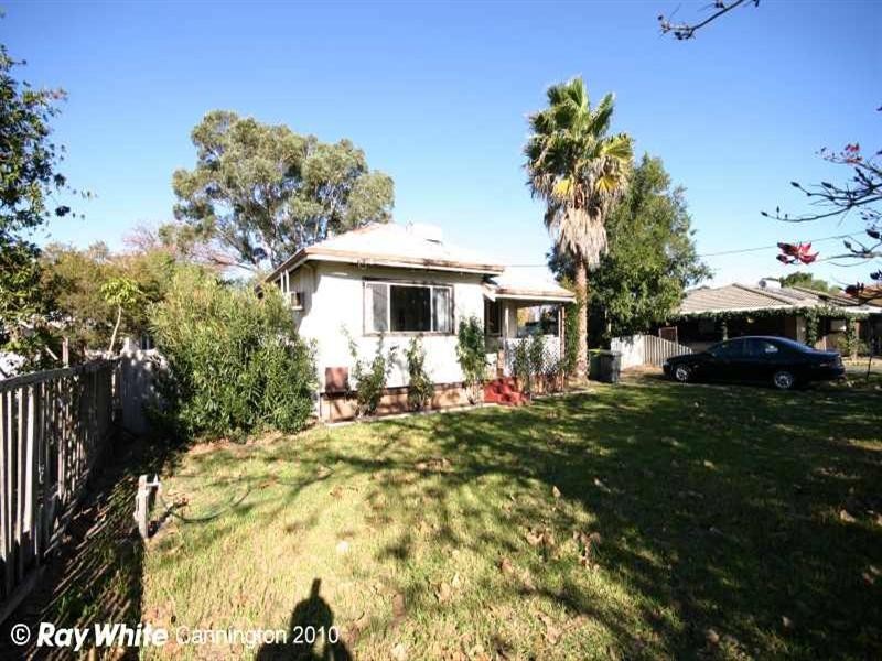 76 Jubilee Street, Beckenham WA 6107